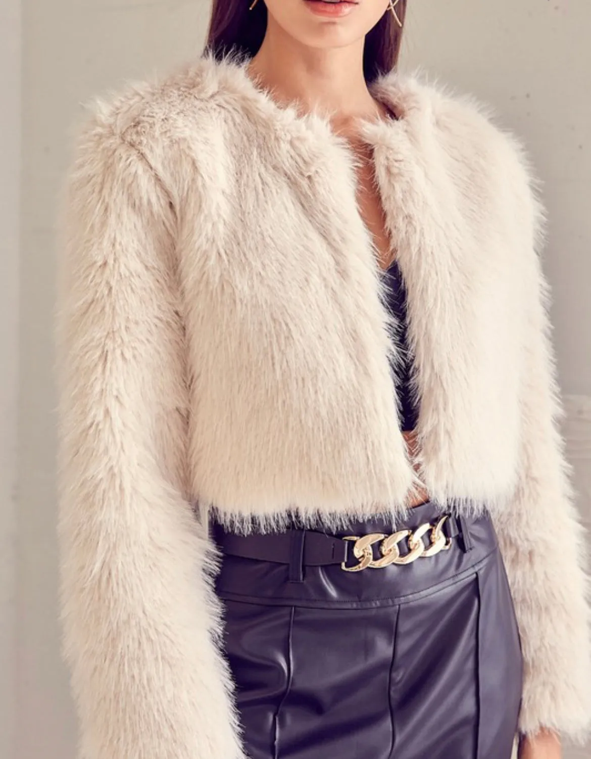 Fluffy fur short jacket - cream